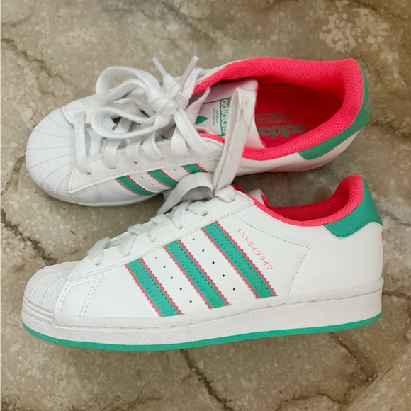 Adidas White with Teal and Coral Accents Japan Edition Sneakers Size 4 kids EUC - Picture 4 of 6